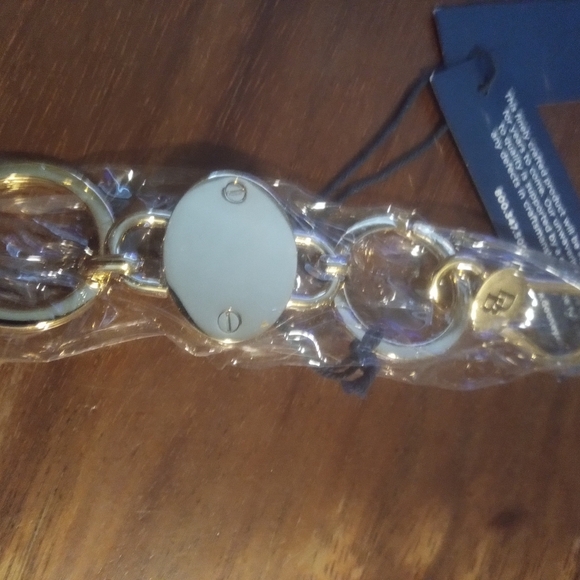 NWT STILL IN PLASTIC DOONEY AND BOURKE KEY FOB - Picture 2 of 3